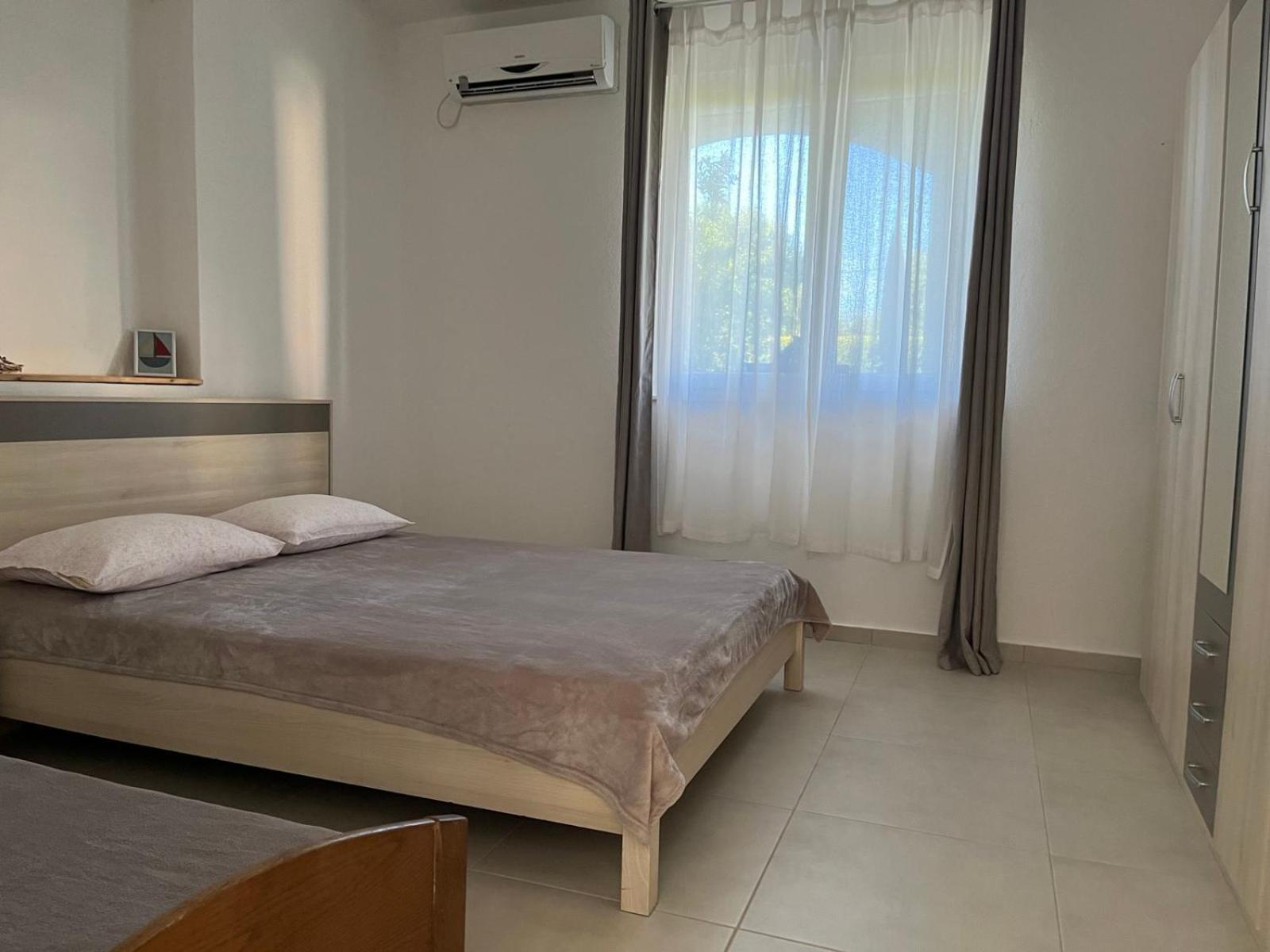 Apartment Patrik Betina  Luaran gambar